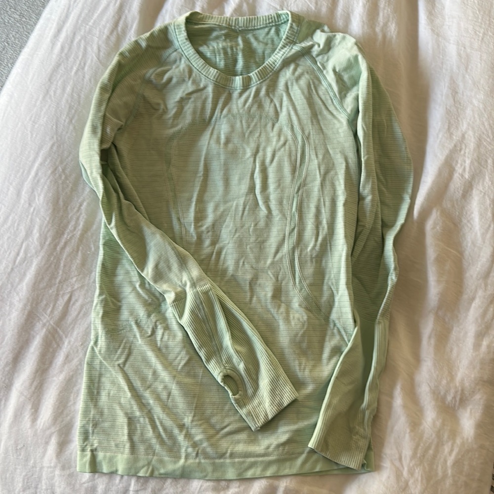Lululemon Swiftly Tech Long-Sleeve